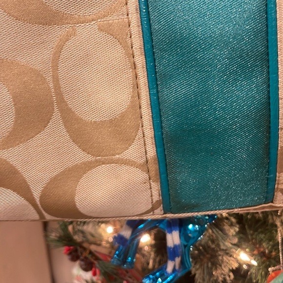 Coach Signature Tote Bag - Beige and Teal - Picture 4 of 16